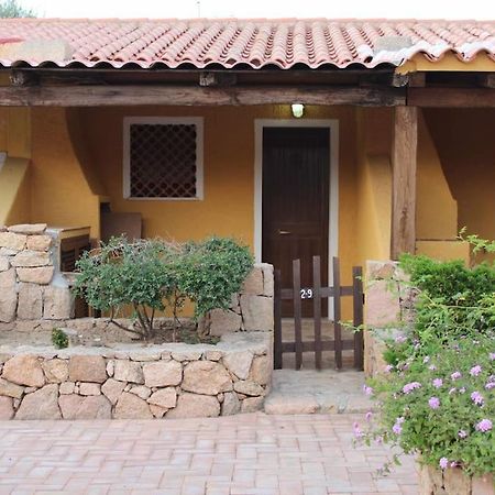 Casa Di Lu' - Bilocale Con Giardino - Porto Pollo Appartement Buitenkant foto