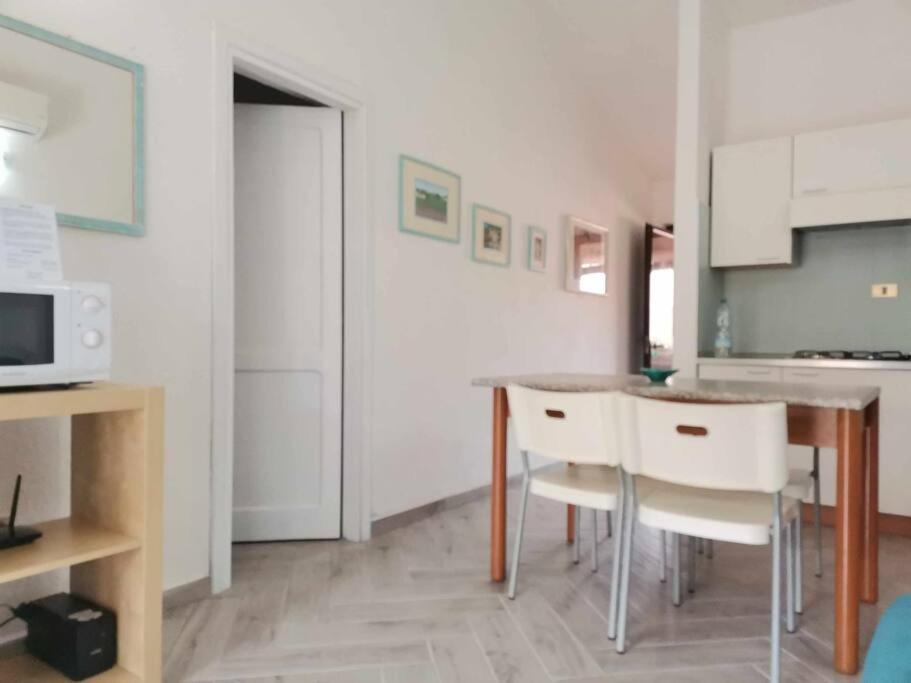 Casa Di Lu' - Bilocale Con Giardino - Porto Pollo Appartement Buitenkant foto